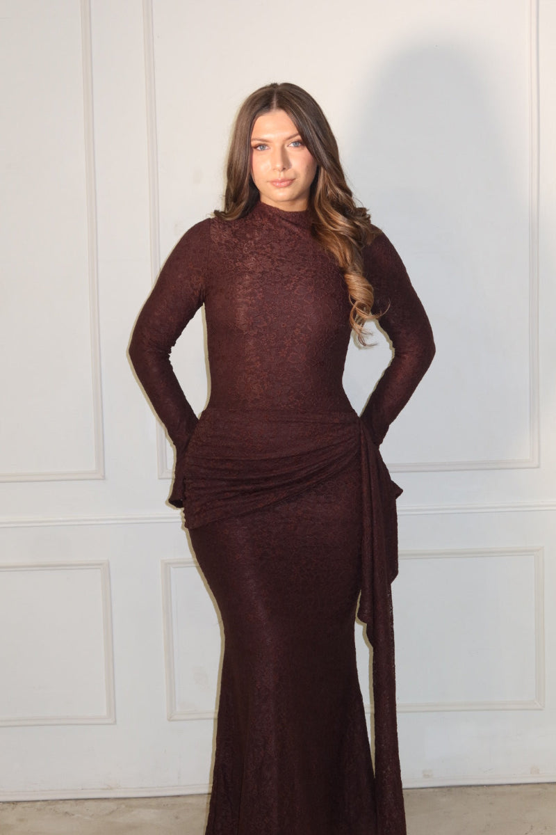 THE LACE DRESS